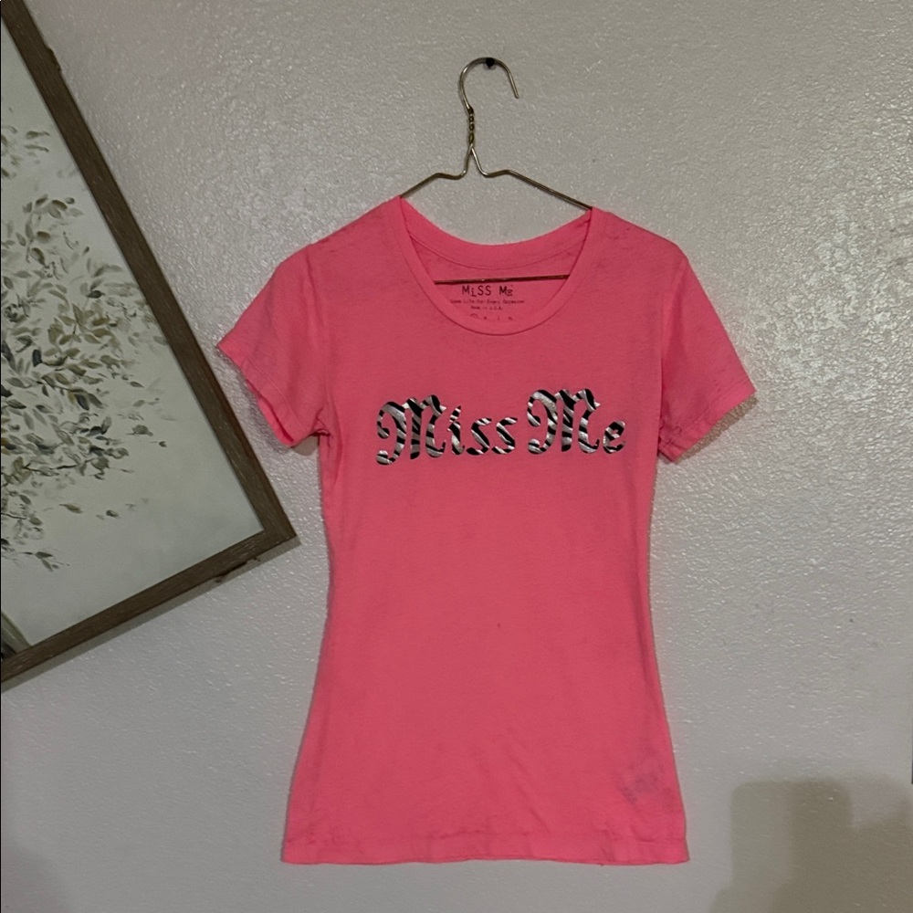 Miss Me Vibrant Pink Tee with Graphic
